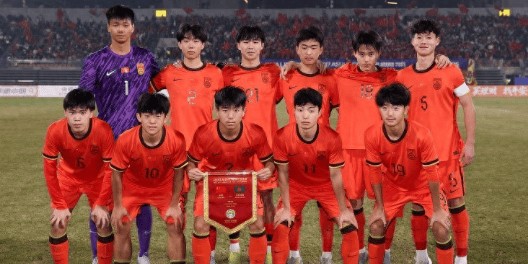 2-0，3-1！亚洲杯疯狂一夜！日本晋级卡塔尔出局，国足出线创历史